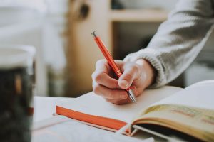 year-end-financial-checklist-notebook-pen